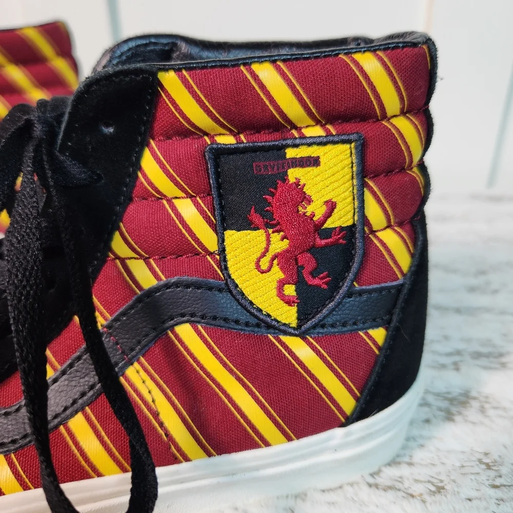 Vans Harry Potter Limited Edition Gryffindor High Top Sneaker | Women's Size 7.5 - Picture 9 of 14